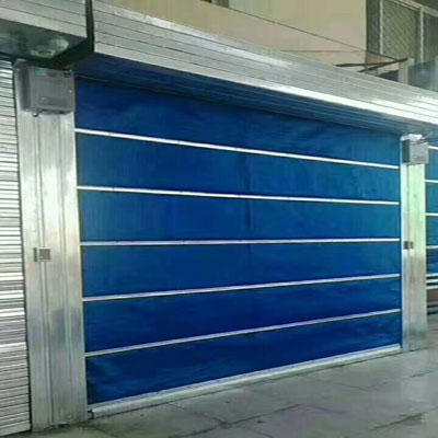 單軌無(wú)機(jī)卷簾特征
